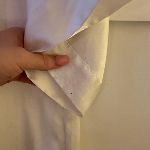 Victoria Secret White Satin Robe - Picture 5 of 5